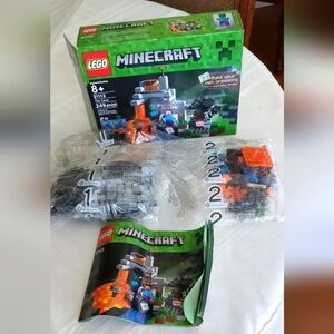 LEGO Minecraft: The Cave #21113.